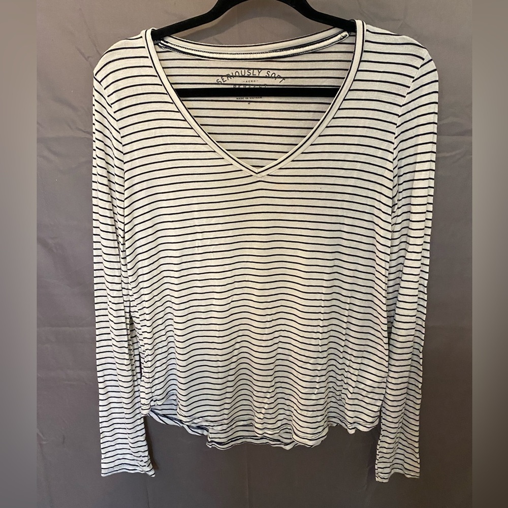 Aeropostale seriously soft perfect T